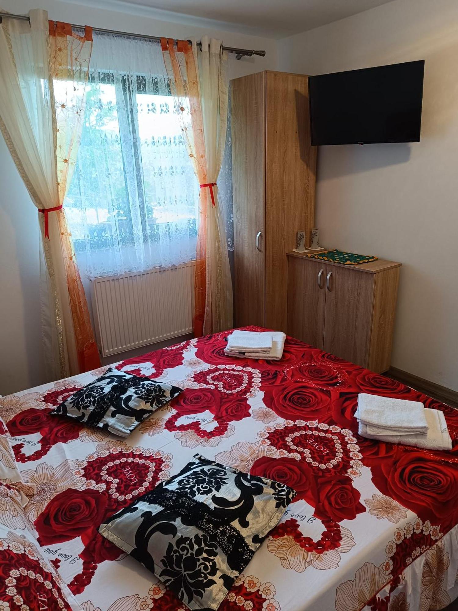Villa Casuta Din Livada Moisei Esterno foto